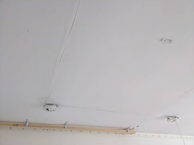 Lazer seviyesinde bir gerilme tavanı kuruluyor