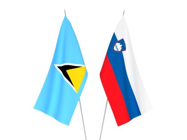 Slovenya ve Saint Lucia 'nın ulusal kumaş bayrakları beyaz arka planda izole edildi. 3d resimleme.
