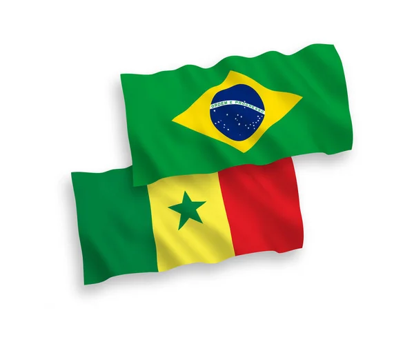 Banderas Nacionales Ondas Vectoriales Brasil República Senegal Aisladas Sobre Fondo — Archivo Imágenes Vectoriales