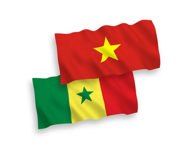 Drapeaux Nationaux Vectoriels Des Vagues Tissu République Sénégal Vietnam Isolés — Image vectorielle