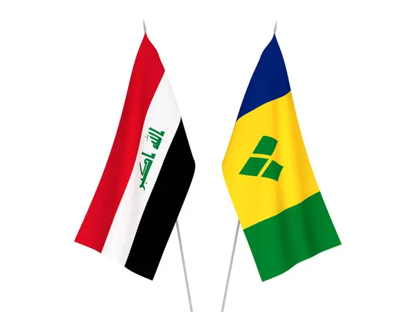 Nationella Tyg Flaggor Irak Och Saint Vincent Och Grenadinerna Isolerade — Stockfoto