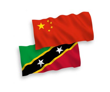 Saint Christopher, Nevis ve Çin Federasyonu 'nun ulusal taşıyıcı kumaş bayrakları beyaz zemin üzerinde 1' e 2 oranında izole edildi..