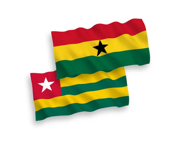 トゴレーゼ共和国とガーナの国旗が白地に隔離されている — ストックベクタ