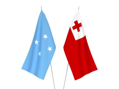 Tonga Krallığı ve Mikronezya Birleşik Devletleri bayrakları beyaz arka planda izole edilmiştir. 3d resimleme.