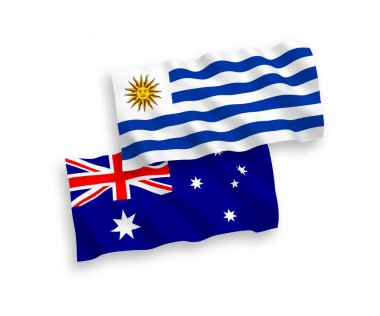 Avustralya ve Uruguay Doğu Cumhuriyeti 'nin ulusal taşıyıcı kumaş bayrakları beyaz zemin üzerinde izole edilmiştir. 1 'e 2 oranında.