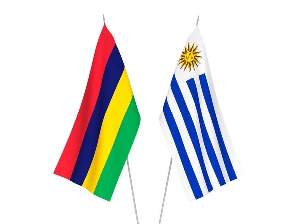 Narodowe Flagi Tkanin Republiki Mauritiusu Orientalnej Republiki Urugwaju Odizolowane Białym — Zdjęcie stockowe