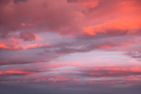 Cielo Blu Con Nuvole Rosa Viola Tramonto Astratto Cielo Natura — Foto Stock