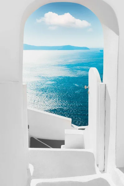 Witte Architectuur Santorini Eiland Griekenland Zomer Zeegezicht Zicht Zee Blauwe — Stockfoto
