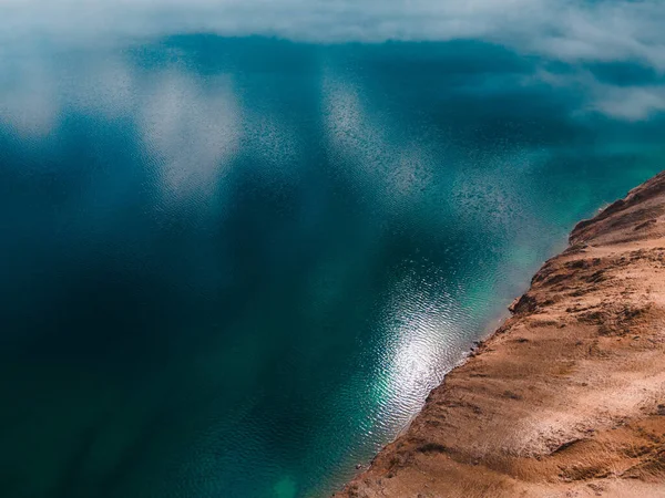 Красивый Берег Чистая Голубая Вода Озера Байкал Вид Воздуха Байкальское — стоковое фото