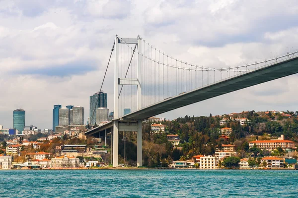 Bosporusbrücke Istanbul Türkei Blick Vom Bosporus Einem Sommertag Berühmtes Reiseziel — Stockfoto