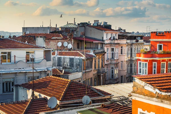 Крыши Закате Стамбуле Турция Старая Архитектура Каракойского Района Летний Городской — стоковое фото