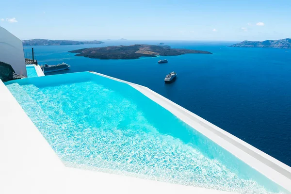 Ilha Santorini Grécia Piscina Luxo Com Vista Mar Viagens Férias — Fotografia de Stock