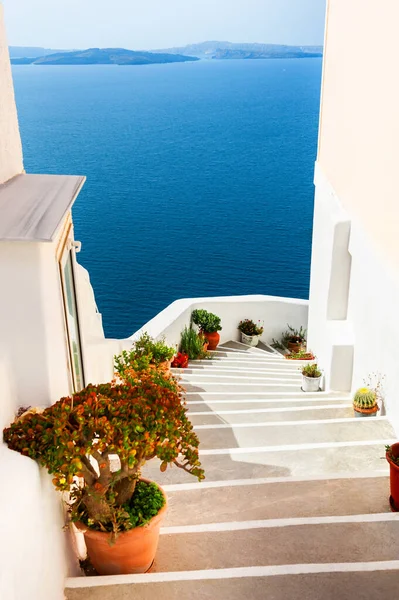 Arquitetura Branca Ilha Santorini Grécia Escadas Para Mar Paisagem Marinha — Fotografia de Stock