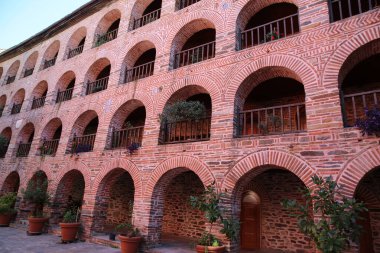 Koutloumousiou Manastırı - Yunanistan 'ın Athos Dağı' ndaki bir Yunan Ortodoks Hıristiyan manastırı.