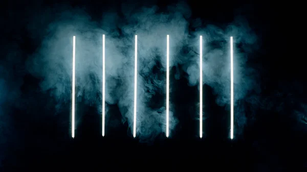 Dumanlı renkli neon ışığı