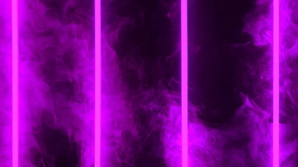 Dumanlı renkli neon ışığı