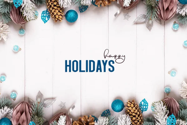 Happy Holidays Tekst Met Platte Lay Compositie Van Dennen Kegels — Stockfoto
