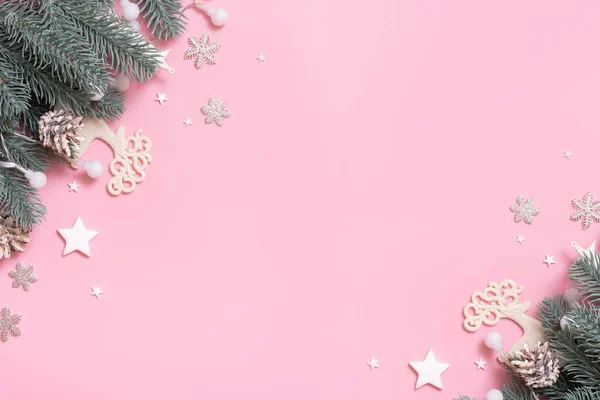 Cristmas Nieuwjaar Decoratie Bovenaanzicht Plat Lag Roze Achtergrond Met Kopieerruimte — Stockfoto