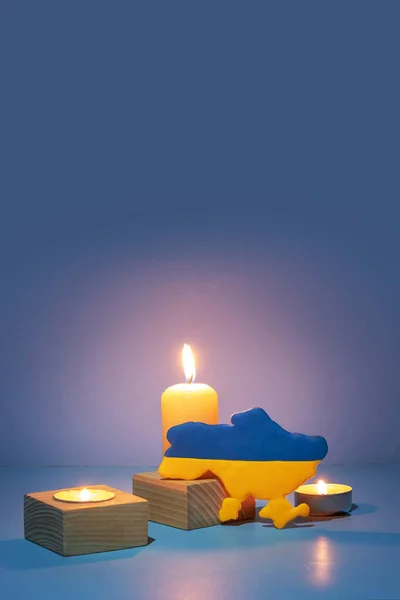 Map Ukraine Candle Flames Pray Ukraine Concept Vertical Format Copy — 图库照片
