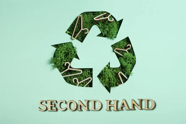 Подержанный Текст Зеленый Мох Символом Переработки Бумаги Planet Eco Recycling — стоковое фото