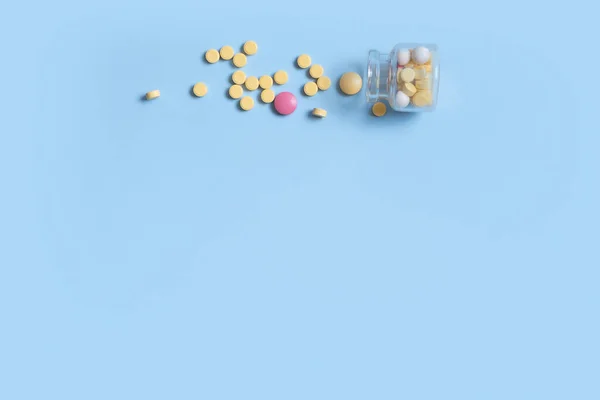 Colorful Pills Blue Background Copy Space Healthcare Medicine Background Flat — Stock Photo, Image