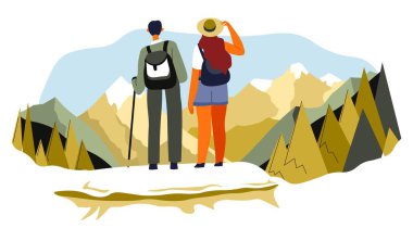 Dağlarda gezen turistler, uzak mesafelere ve çam ağaçlarının ormanlarına bakıyorlar. Erkek ve kadın hafta sonları ya da tatillerde dinleniyor. Yürüyüş ve yürüyüş hobisi. Düz biçimli vektör