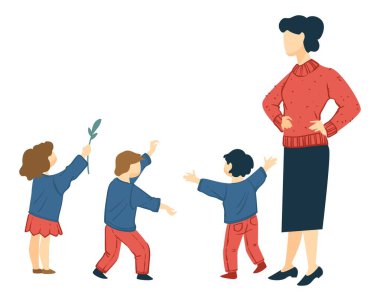 Anaokulu öğretmeni küçük çocuklara bakıyor, çocuklar oynuyor ve koşuyor. Ellerinde oyuncak tutan kız ve erkek çocukları olan bir kadın. Oğulları ve kızları olan bir anne. Düz biçim illüstrasyonunda vektör