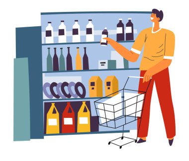 Alışveriş yapan erkek karakter süpermarkette market ürünleri seçiyor. Tramvaylı bir adam yemek paketine bakıyor. Dükkanda ya da küçük dükkanda şişe almaya karar veren biri. Düz biçimli vektör