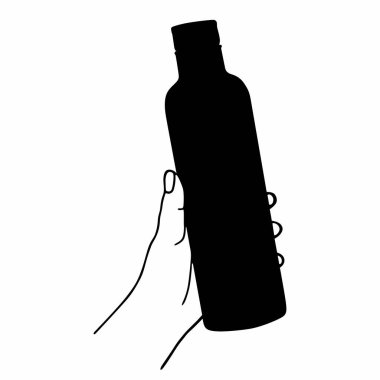 el bir su şişesi tutarak