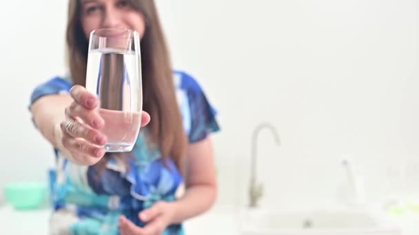 Positive Woman Hydrating Modern Kitchen Lifestyle Wellness — Stock Video