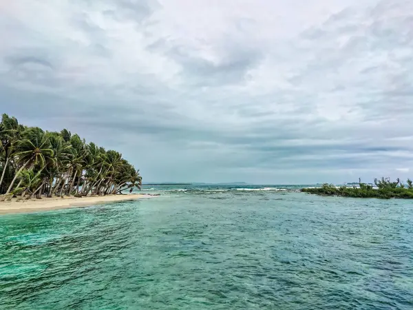 stock image Surfing island in Surigao del Norte in the Philippines