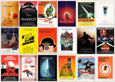 Vilnius, Litvanya - 12 Mart 2023: Eski gerçek film posterleri ve otantik klasik sinema reklamları koleksiyonu