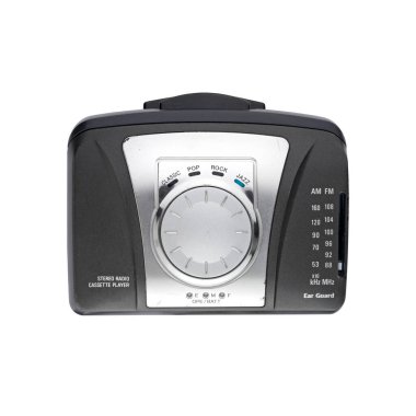 Klasik stereo teyp kasetçalar, beyaz arkaplanda izole edilmiş ön görünüm