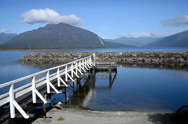 Vackra Sjön Brunner Jetty Breakwater Västkusten Nya Zeeland Våren Berömd — Stockfoto