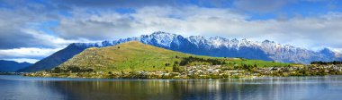 Panoramik göl Wakatipu, Remarkables ve Kelvin Heights, Queenstown, Yeni Zelanda