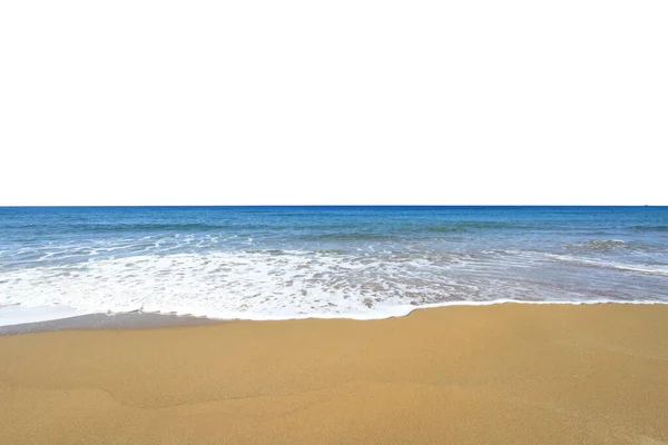 Морские Волны Песчаном Пляже Изолированы Белом Прозрачном Фоне Стоковое Изображение