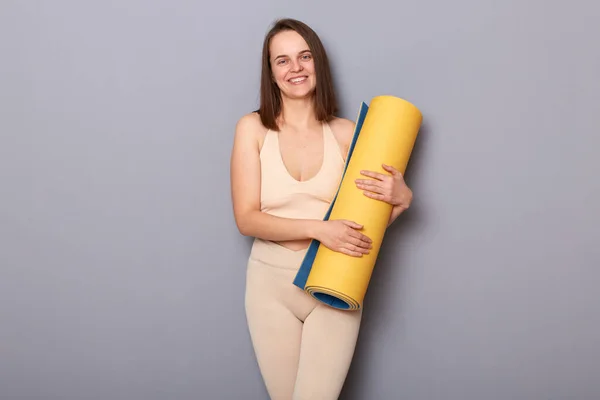 Portrait Smiling Athletic Woman Exercising Gym Holding Rolled Fitness Mat — Stock Photo, Image