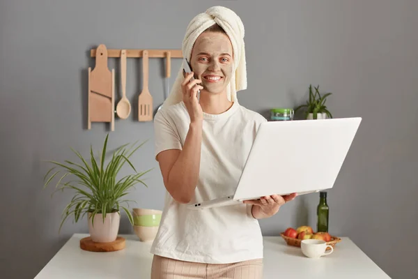 Satisfied Successful Young Woman Online Manager Posing Kitchen Towel Head — Stock Photo, Image