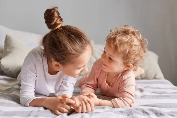 Playful Children Happy Childhood Lazy Morning Cute Little Girls Playing — Stock Photo, Image