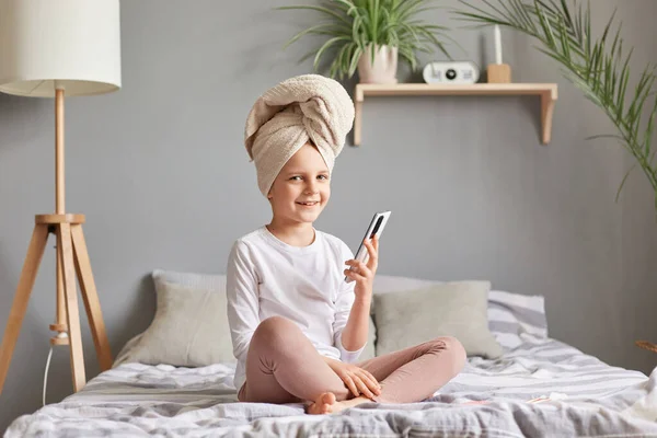 Cheerful Joyful Little Female Kid Towel Sitting Bed Bedroom Taking — Stock Photo, Image