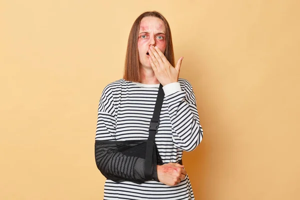 Shocked Scared Disabled Young Girl Scratches Bruises Her Face Wearing — Stock Photo, Image