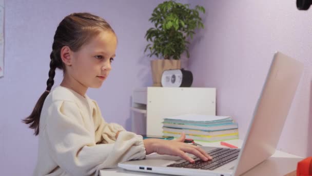 Aprendizaje Online Educación Remota Learning Para Niños Aulas Virtuales Niña — Vídeos de Stock