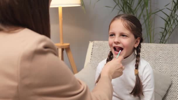 Terapia Privata Articolazione Apprendimento Del Linguaggio Intervento Articolare Bambini Bambina — Video Stock