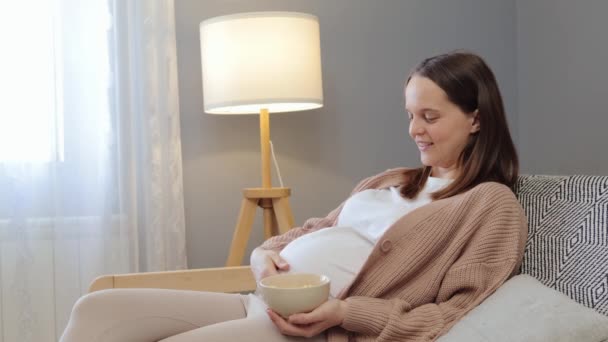 Organické Plody Pro Těhotenství Plod Těhotné Ženy Mateřství Zdravé Stravování — Stock video