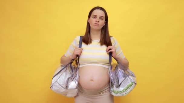 Disappointed Caucasian Pregnant Woman Bare Belly Wearing Casual Top Isolated — Stock Video