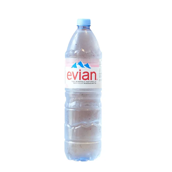Bruselas Bélgica Julio 2023 1L5 Botella Agua Mineral Evian Sobre — Foto de Stock