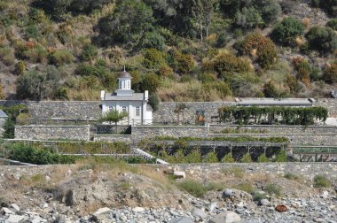 Agiou Panteleimonos Manastırı Athos Dağı üzerine inşa edilmiş bir manastır.