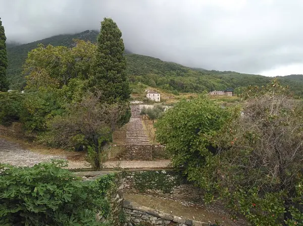 大ラブラ修道院はアトス山に建てられた修道院です — ストック写真