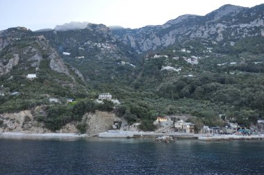 Saint Anne 'in taslağı Athos Dağı üzerine inşa edilmiştir.