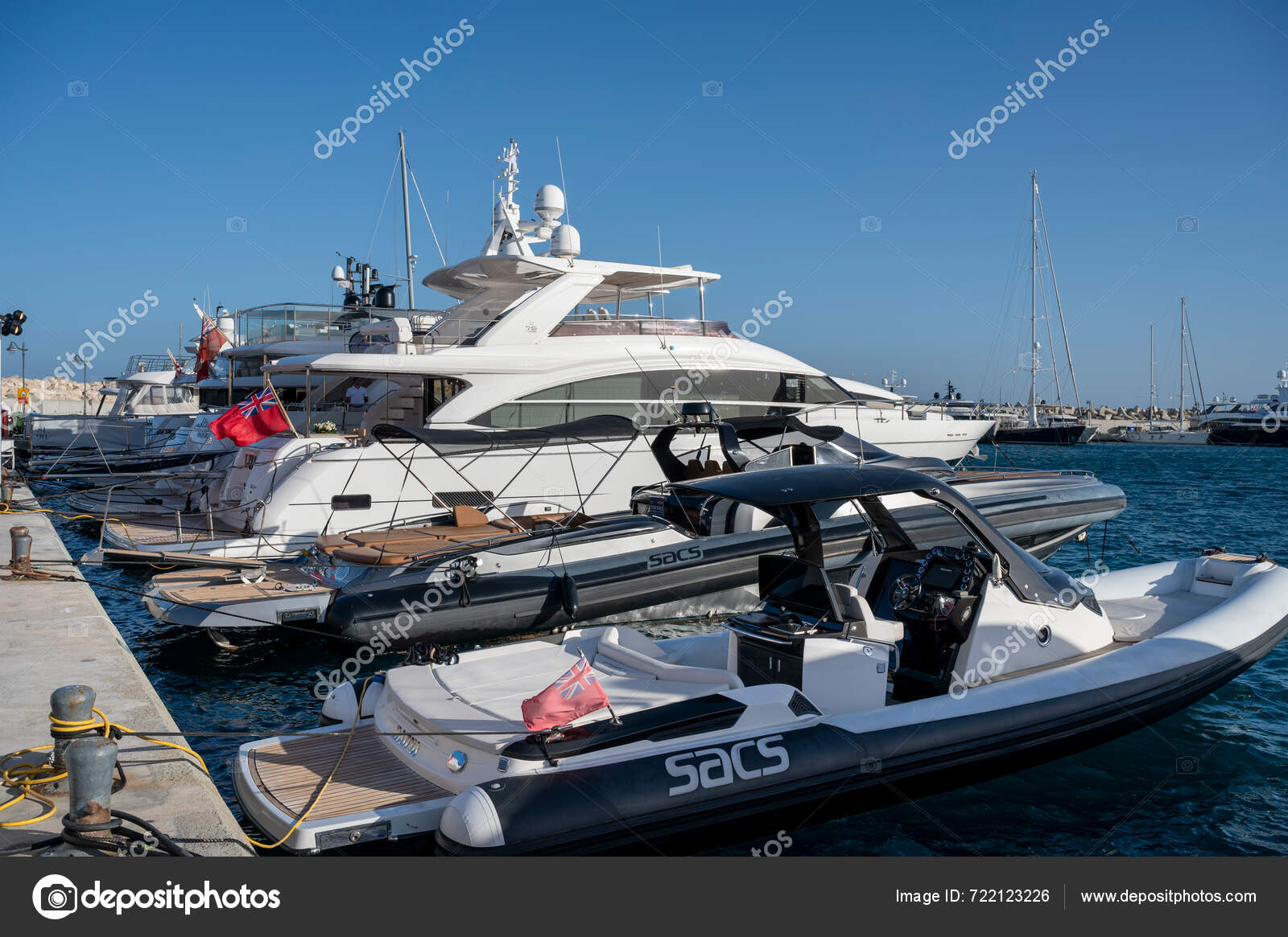 Limassol Chipre Mayo 2024 Limassol Boat Show 2024 Limassol Marina ...